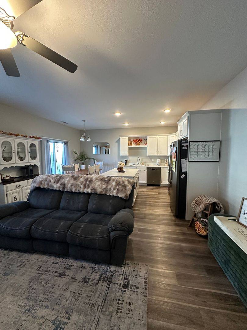 Townhouse for rent at 1580 S Topaz Dr, Cedar City, UT 84720
