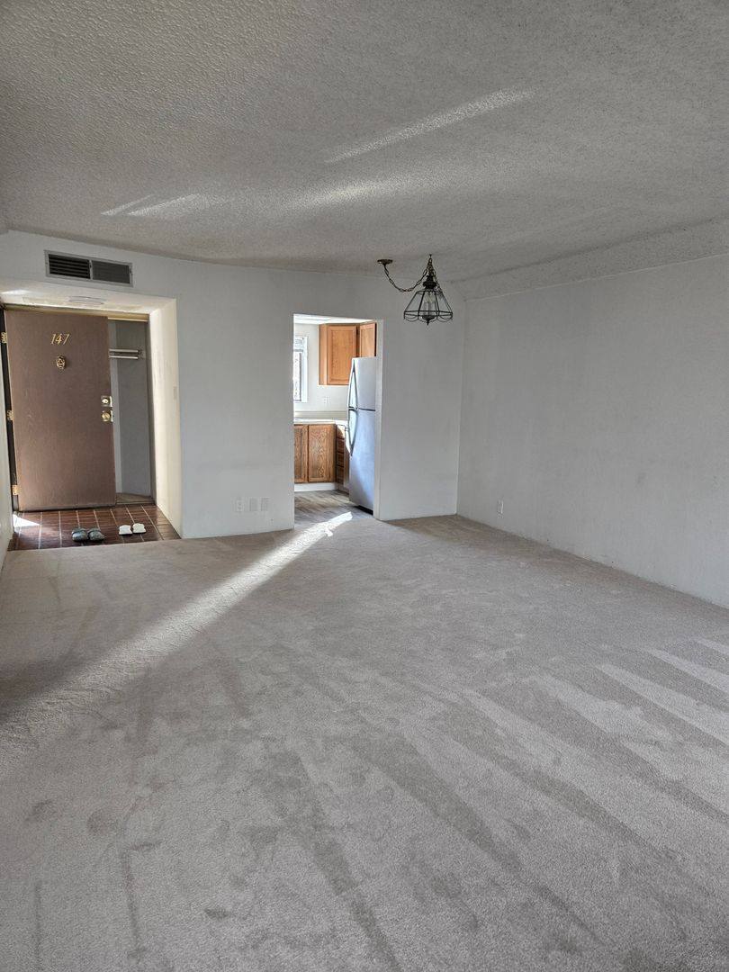 Apartment for rent at 147 Vista Rafael Parkway, Reno, NV 89503