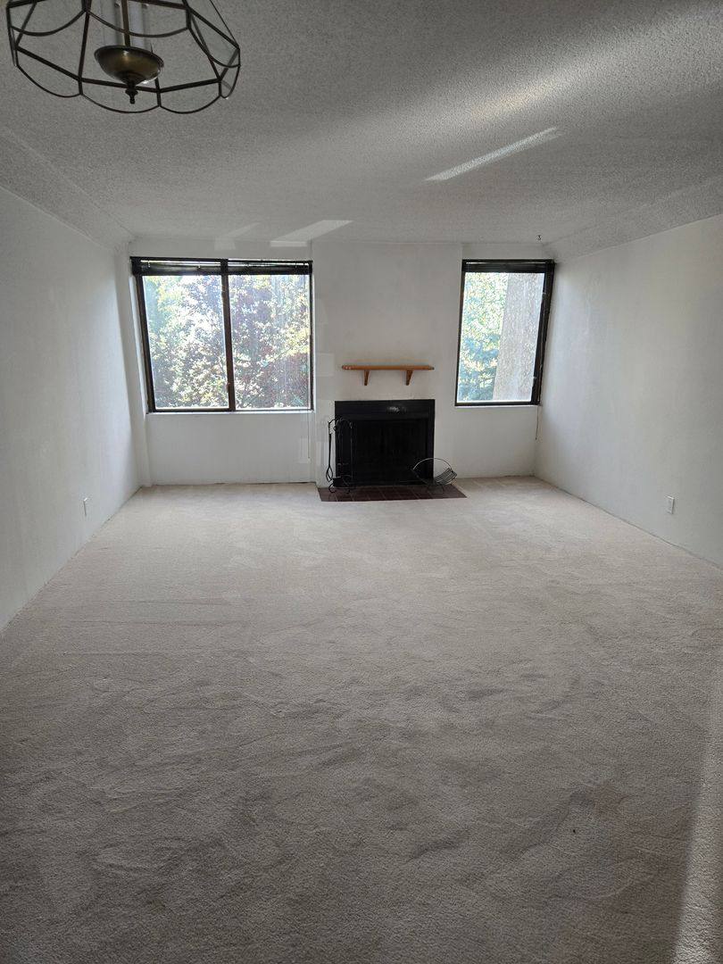Apartment for rent at 147 Vista Rafael Parkway, Reno, NV 89503