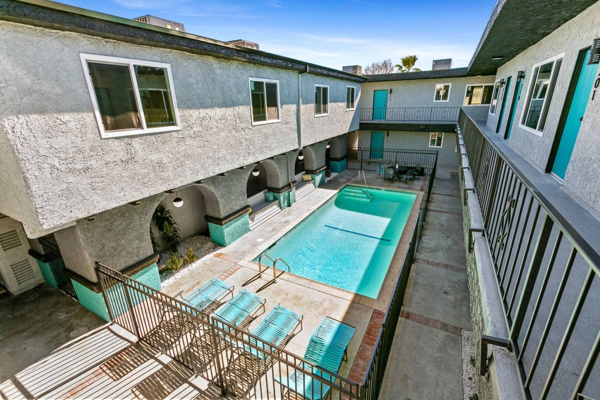 Apartment for rent at 6640 Woodley Ave, Van Nuys, CA 91406