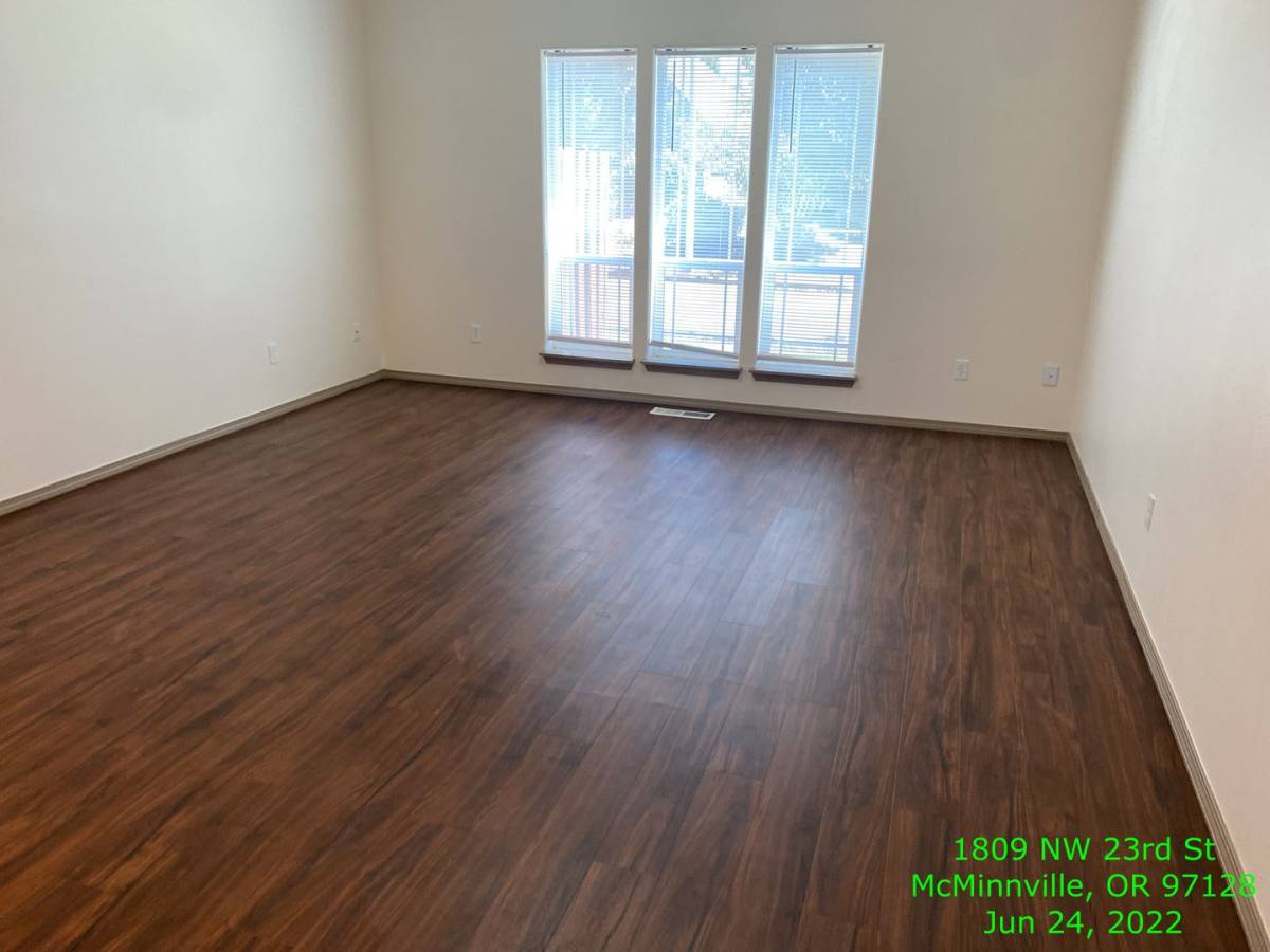 House for rent at 1809 NW 23rd St, McMinnville, OR 97128