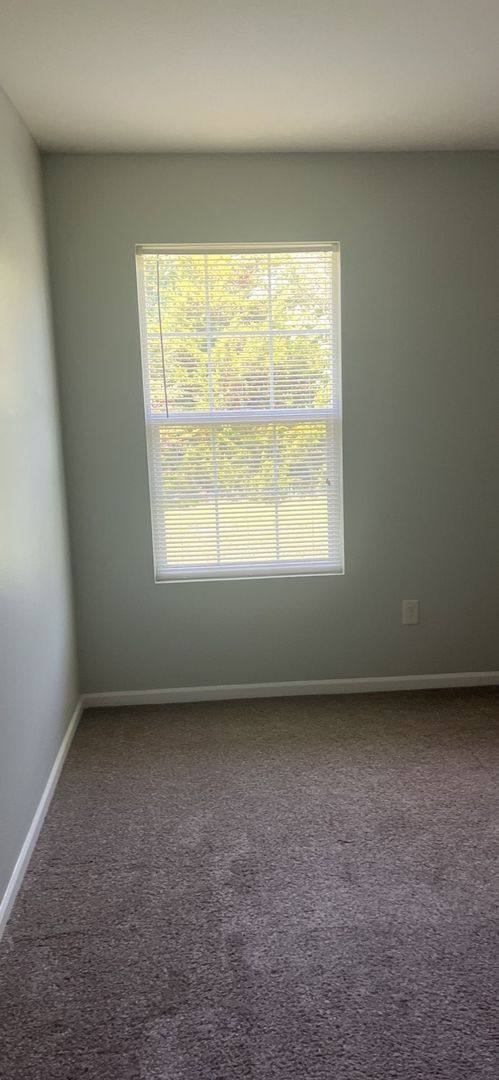 Townhouse for rent at 704 Cottonwood Crossing Dr, Newton, KS 67114