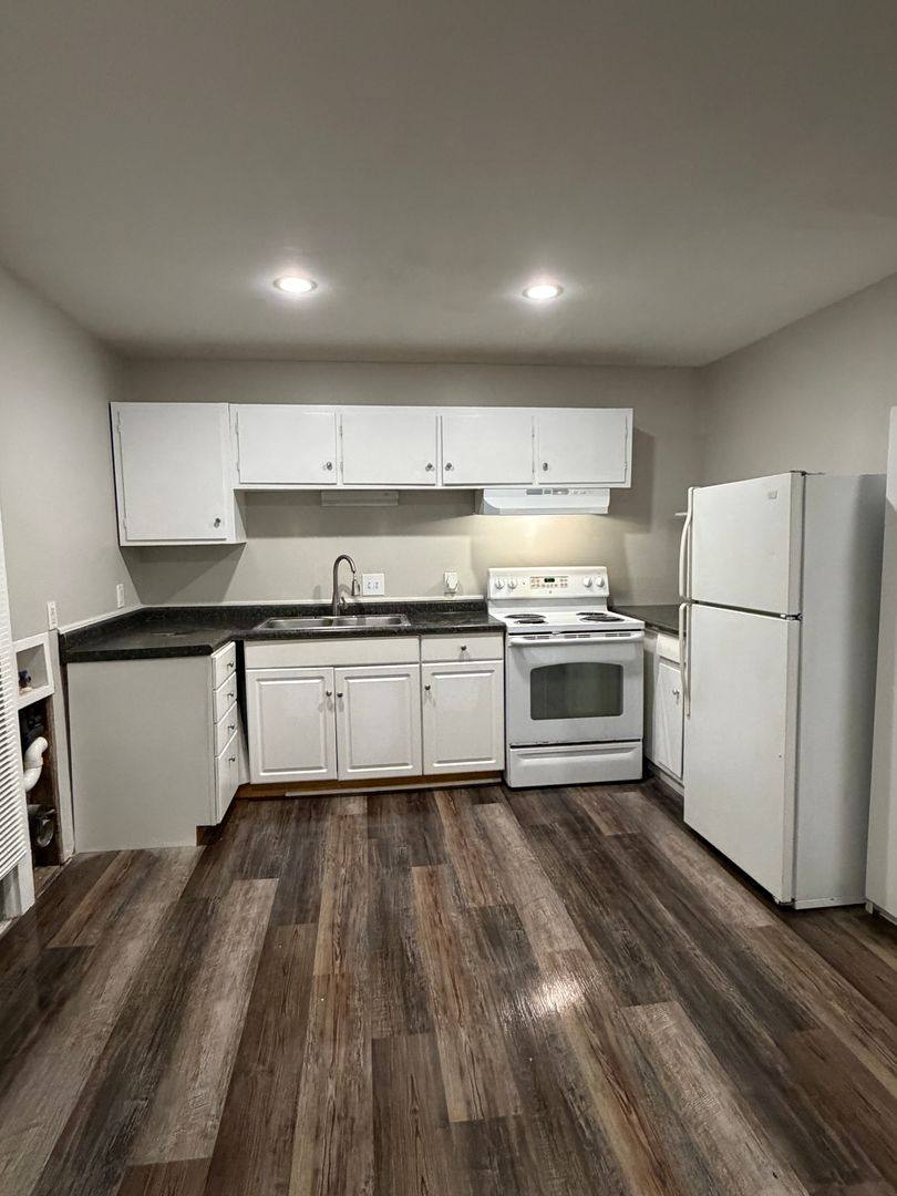 Apartment for rent at 6118 Dickson Rd, Indianapolis, IN 46226