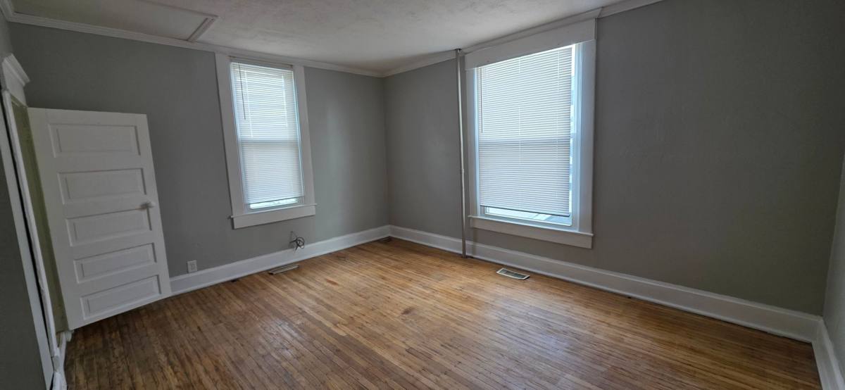 House for rent at 223 E 11th St, Anderson, IN 46016