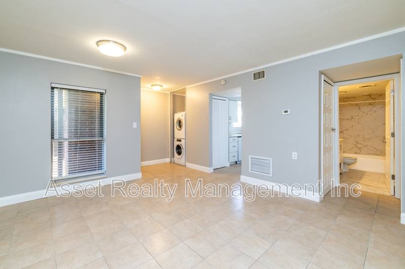 Apartment for rent at 431 Canberra Dr, Knoxville, TN 37923