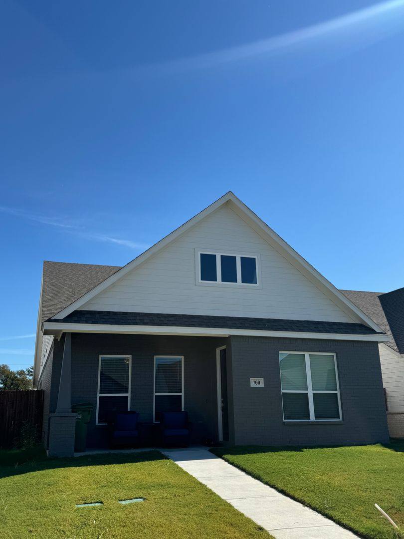 House for rent at 700 The Cottages, Godley, TX 76044