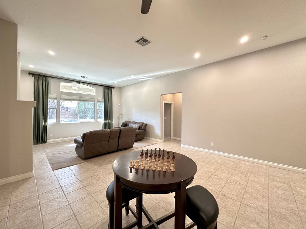 House for rent at 10697 Bonnyhill St, Las Vegas, NV 89141
