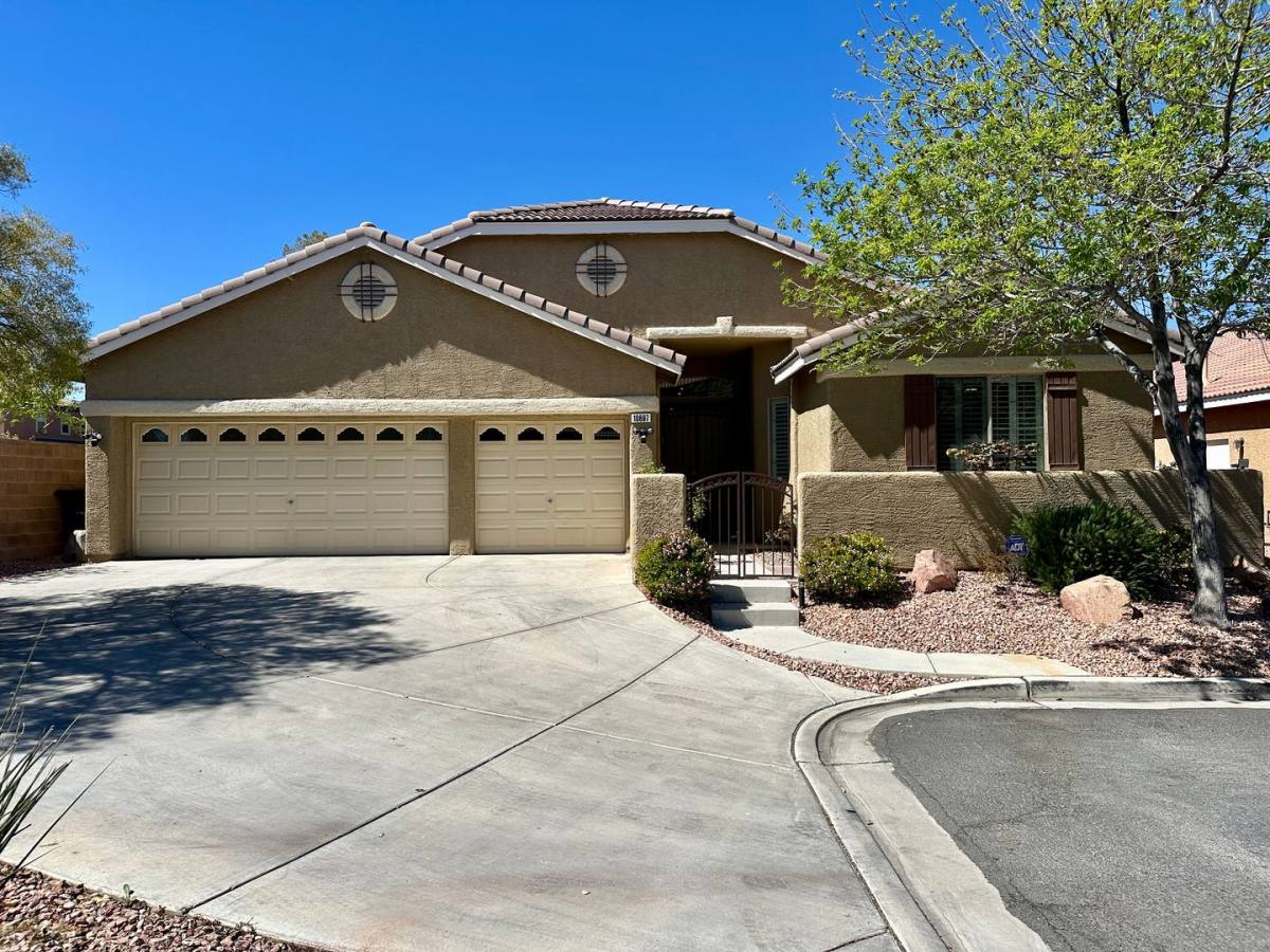 House for rent at 10697 Bonnyhill St, Las Vegas, NV 89141