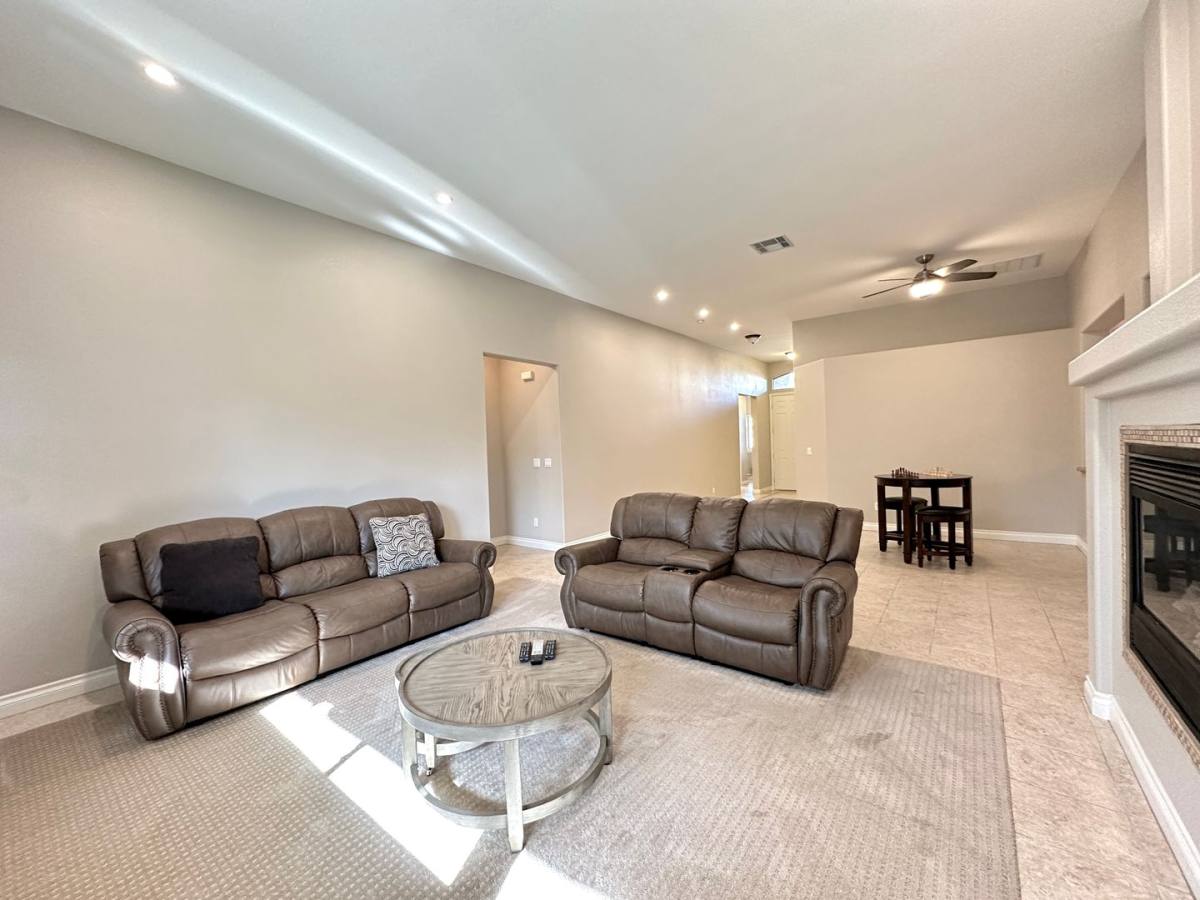 House for rent at 10697 Bonnyhill St, Las Vegas, NV 89141