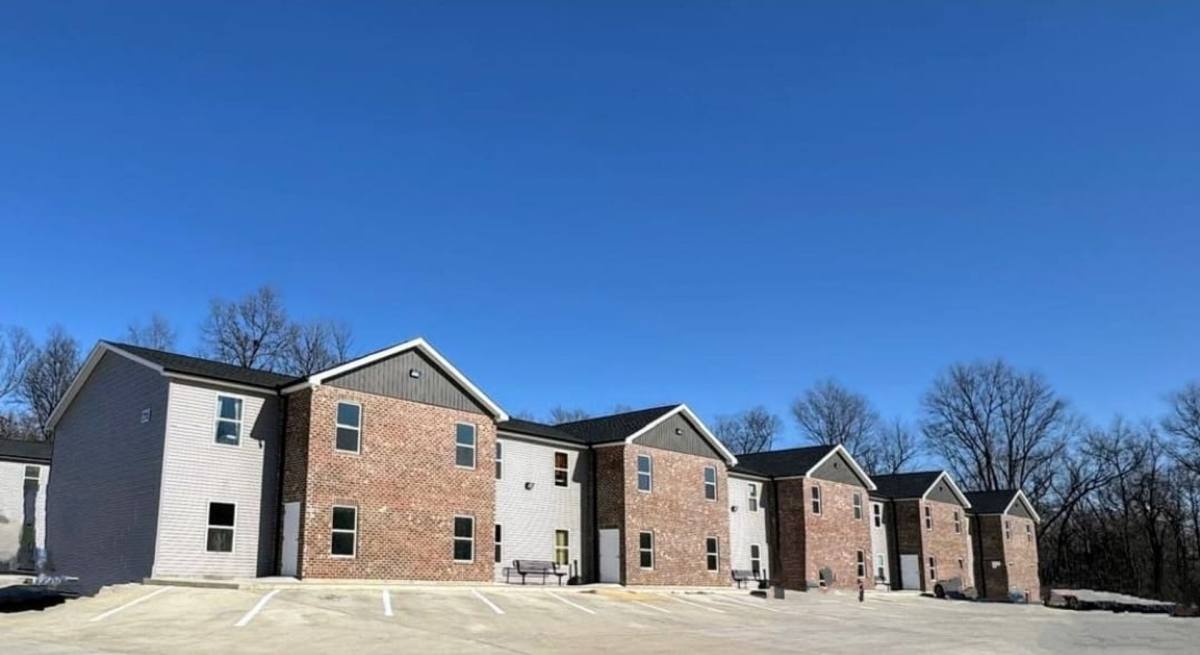 Apartment for rent at 215 Cane Creek Lane, Jackson, MO 63755
