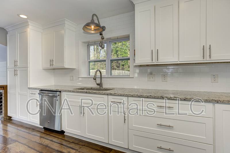 House for rent at 3290 Forest Creek Dr, Marietta, GA 30064