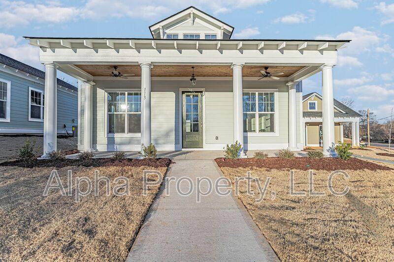 House for rent at 113 Hemlock Dr, Travelers Rest, SC 29690