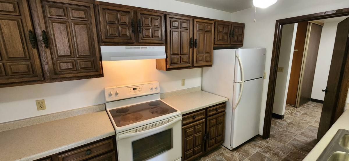 Apartment for rent at 425 E Henry Clay St, Milwaukee, WI 53217