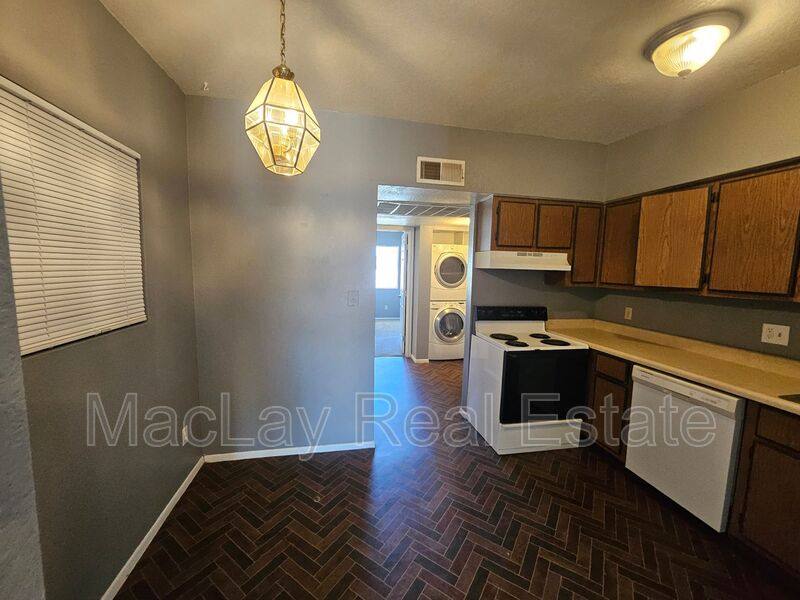 Apartment for rent at 2801 E Monte Cristo Ave #201, Phoenix, AZ 85032