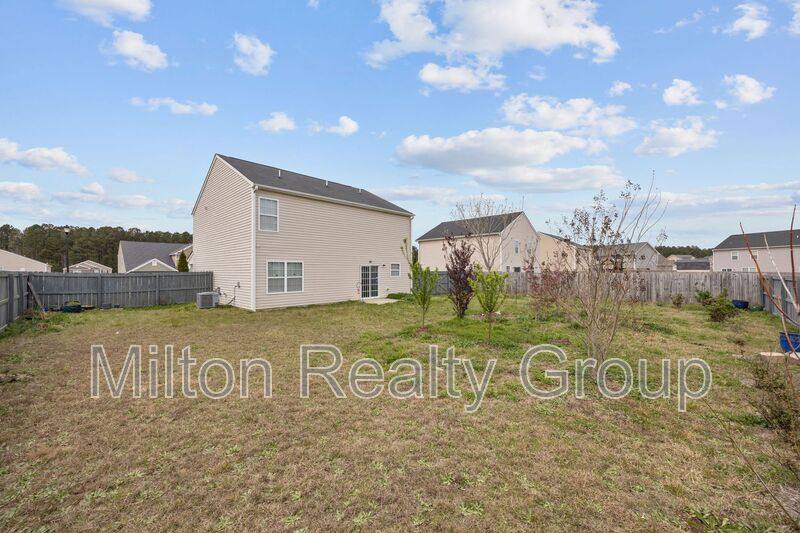House for rent at 239 Battery Way, Bunnlevel, NC 28323