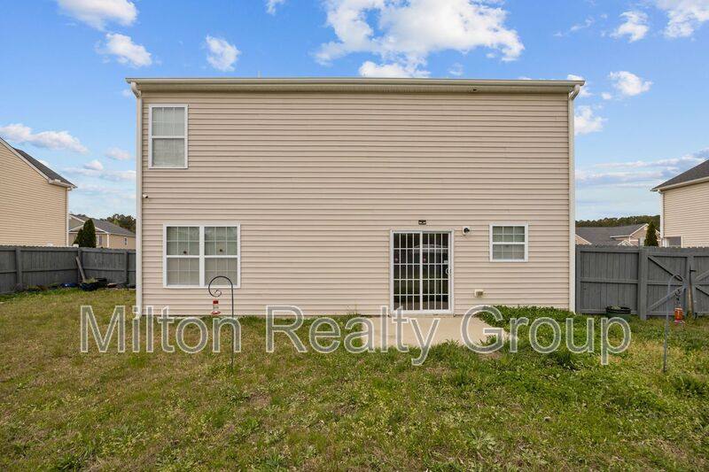 House for rent at 239 Battery Way, Bunnlevel, NC 28323