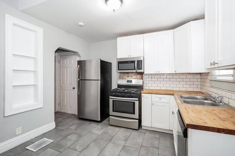 Apartment for rent at 1113-1115 S 22nd St, Columbus, OH 43206