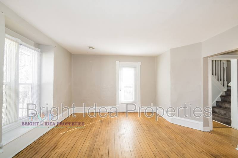Apartment for rent at 3322 Clinton Ave #2, Minneapolis, MN 55408