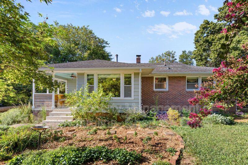 House for rent at 1638 Academy St, Charlotte, NC 28205