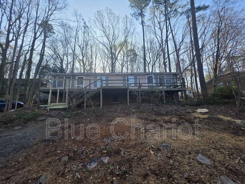 Apartment for rent at 1705 Smith Level Rd #B, Chapel Hill, NC 27516