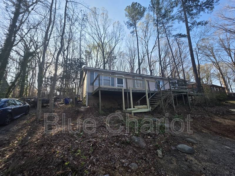 Apartment for rent at 1705 Smith Level Rd #B, Chapel Hill, NC 27516