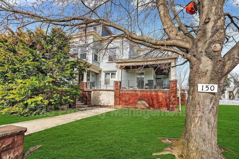 Apartment for rent at 150-154 Belvidere Ave #4, Washington, NJ 07882
