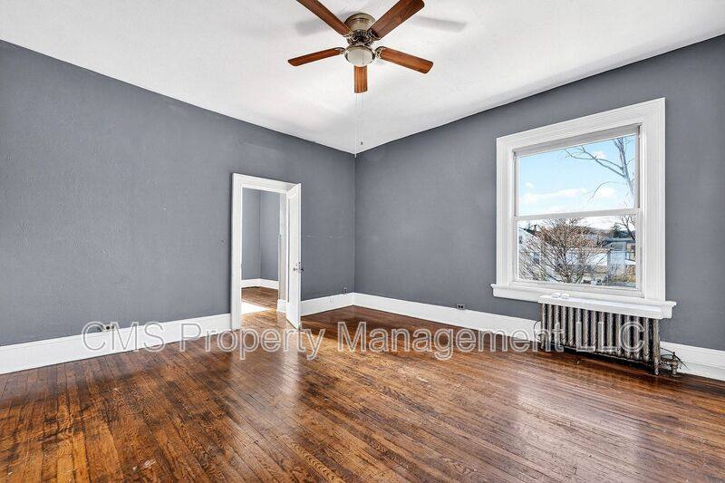 Apartment for rent at 150-154 Belvidere Ave #4, Washington, NJ 07882