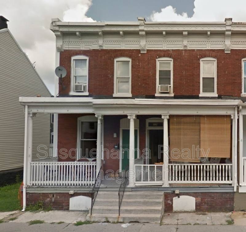 House for rent at 337 S 15th St, Harrisburg, PA 17104