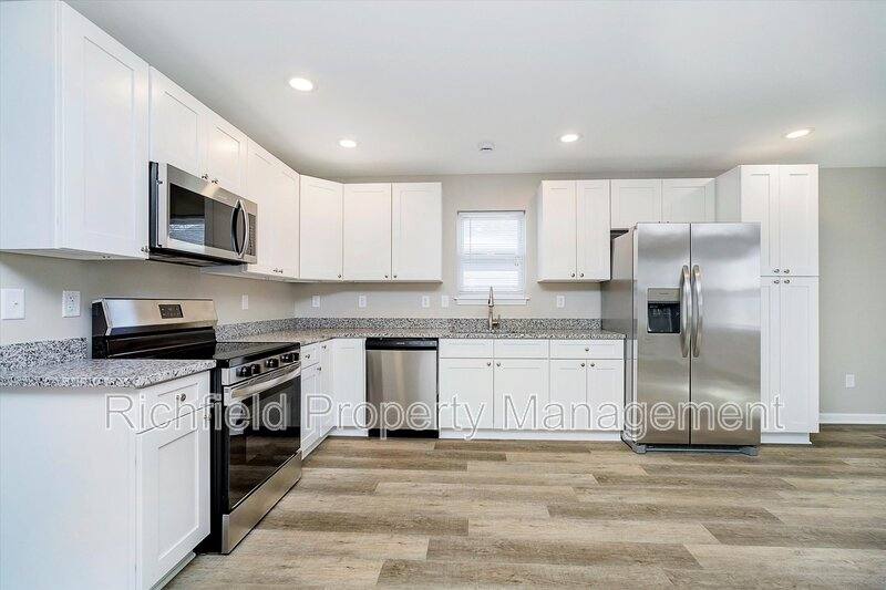 Apartment for rent at 2340 Columbia Ave #B, Indianapolis, IN 46205