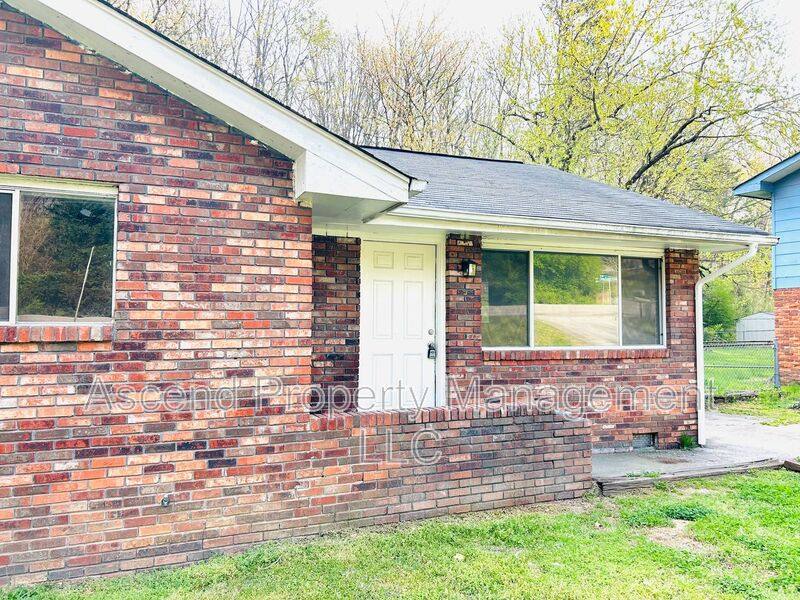 Apartment for rent at 4606 Norcross Rd #B, Hixson, TN 37343