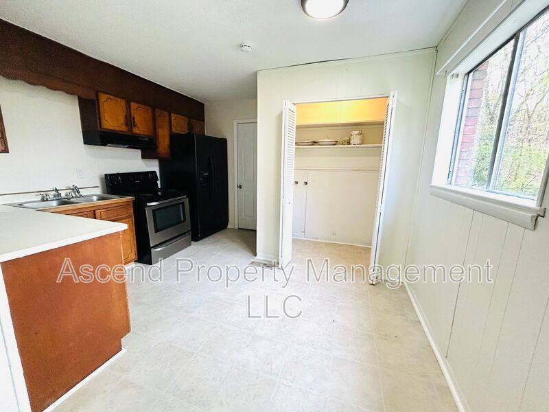 Apartment for rent at 4606 Norcross Rd #B, Hixson, TN 37343