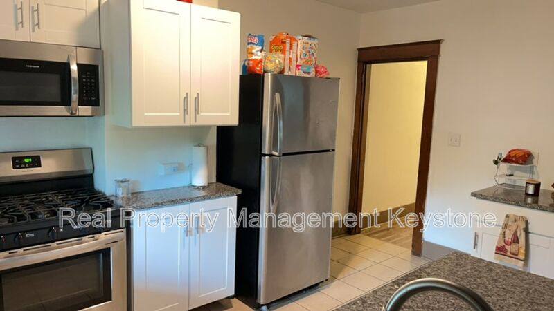 Apartment for rent at 1247 Chartiers Ave #3 2nd, McKees Rocks, PA 15136