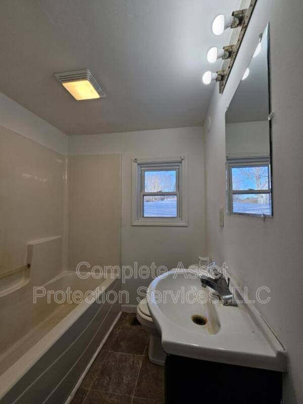 House for rent at 18 S Frame St, Valparaiso, IN 46385