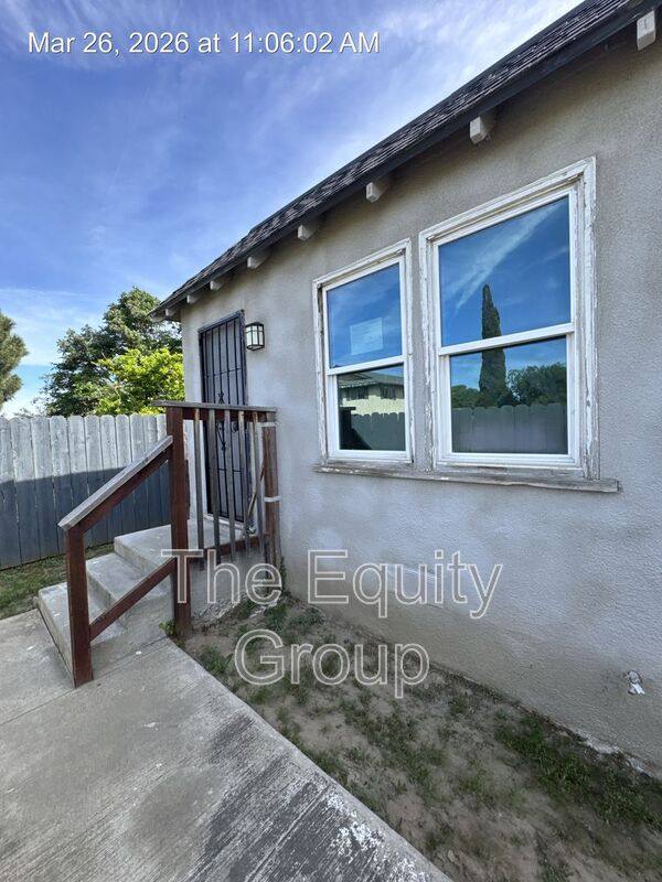 Apartment for rent at 240 E Hanford- Armona Rd, Reedley, CA 93654