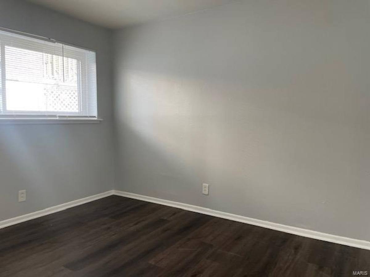 Apartment for rent at 3648 Edmundson Rd, Saint Louis, MO 63114