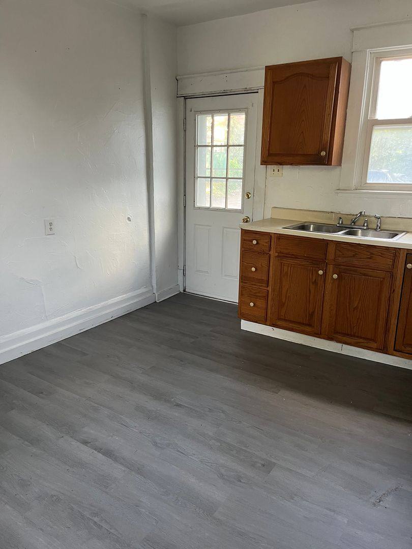 House for rent at 1646 Ridge Ave, Steubenville, OH 43952