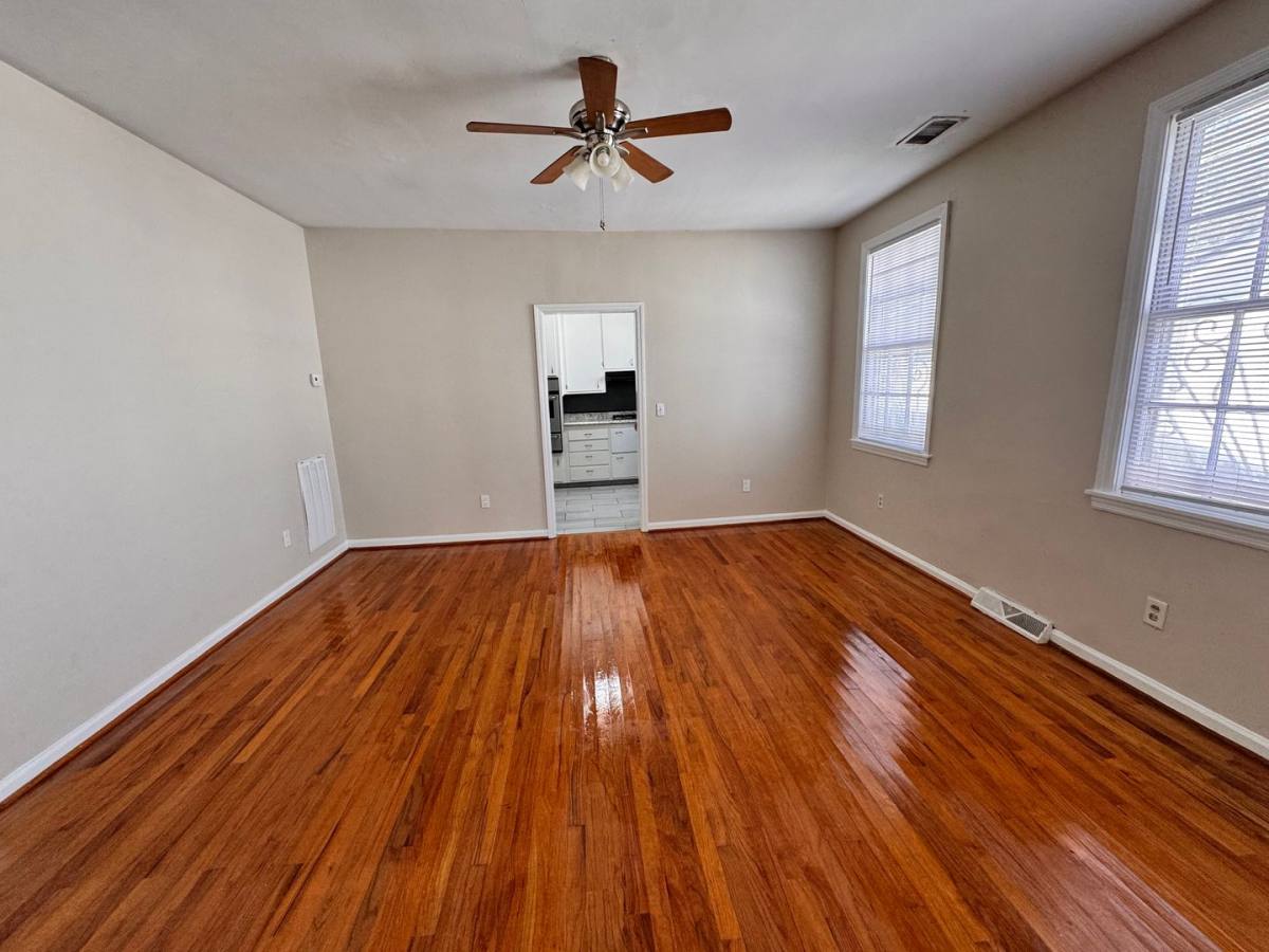 House for rent at 931 Ashley Ave, Charleston, SC 29401