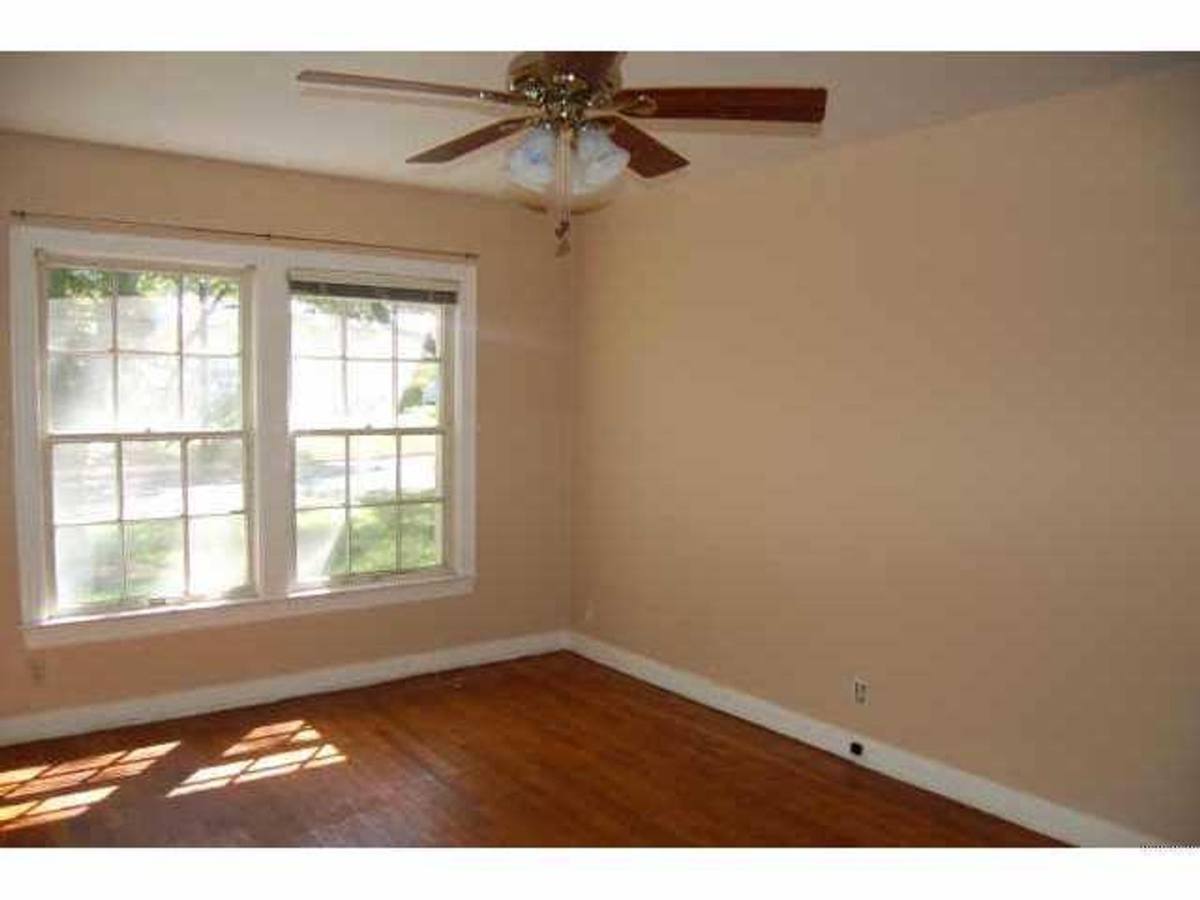 Apartment for rent at 1308 Crestwood Rd, Austin, TX 78722