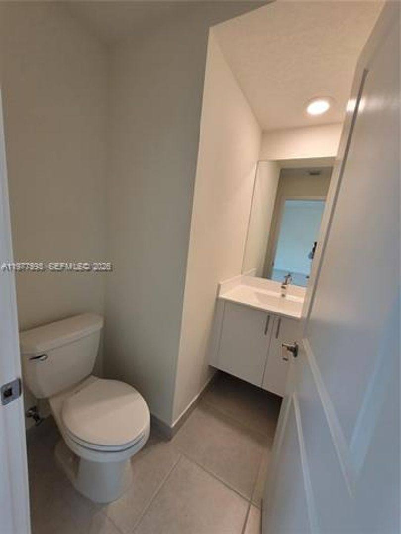 Townhouse for rent at 4558 NW 83rd Ave Th, Miami, FL 33166