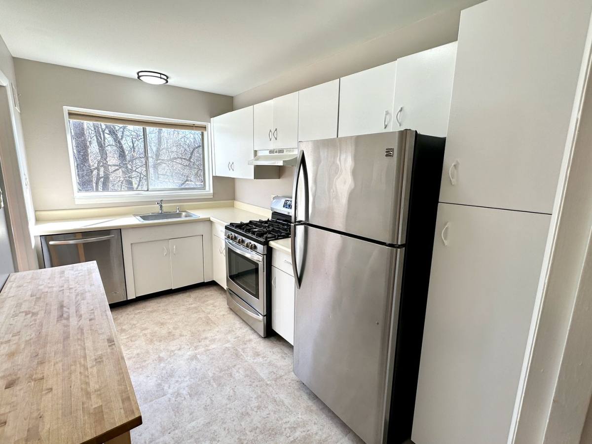 Apartment for rent at 10670 Weymouth St, Bethesda, MD 20814