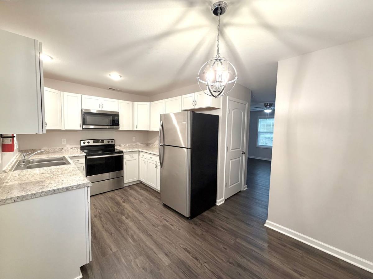 Apartment for rent at 511 Britton Springs Rd, Clarksville, TN 37042