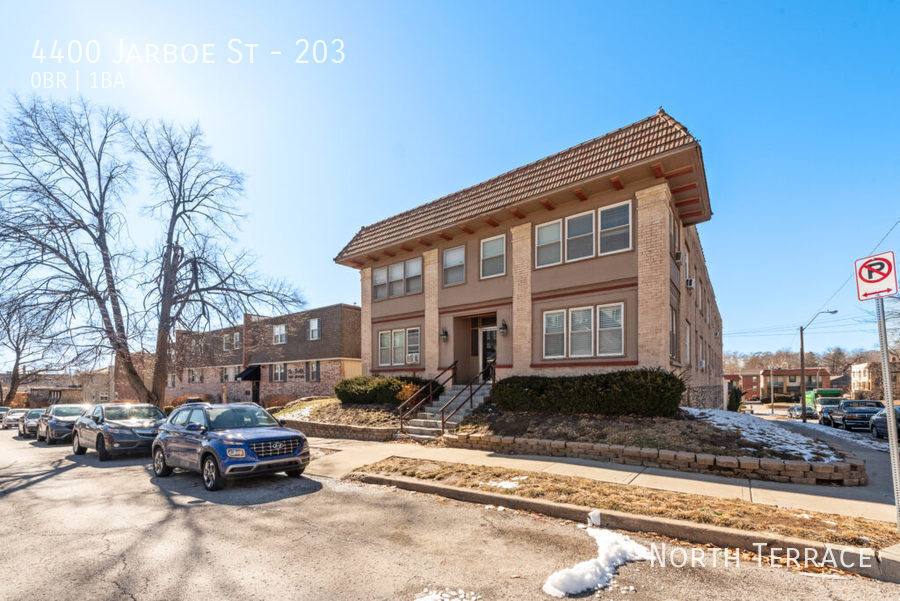 Apartment for rent at 4400 Jarboe St #204, Kansas City, MO 64111