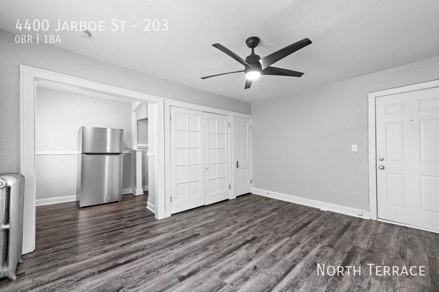 Apartment for rent at 4400 Jarboe St #204, Kansas City, MO 64111