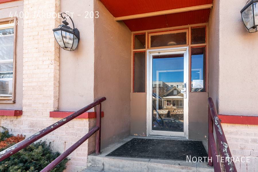 Apartment for rent at 4400 Jarboe St #204, Kansas City, MO 64111