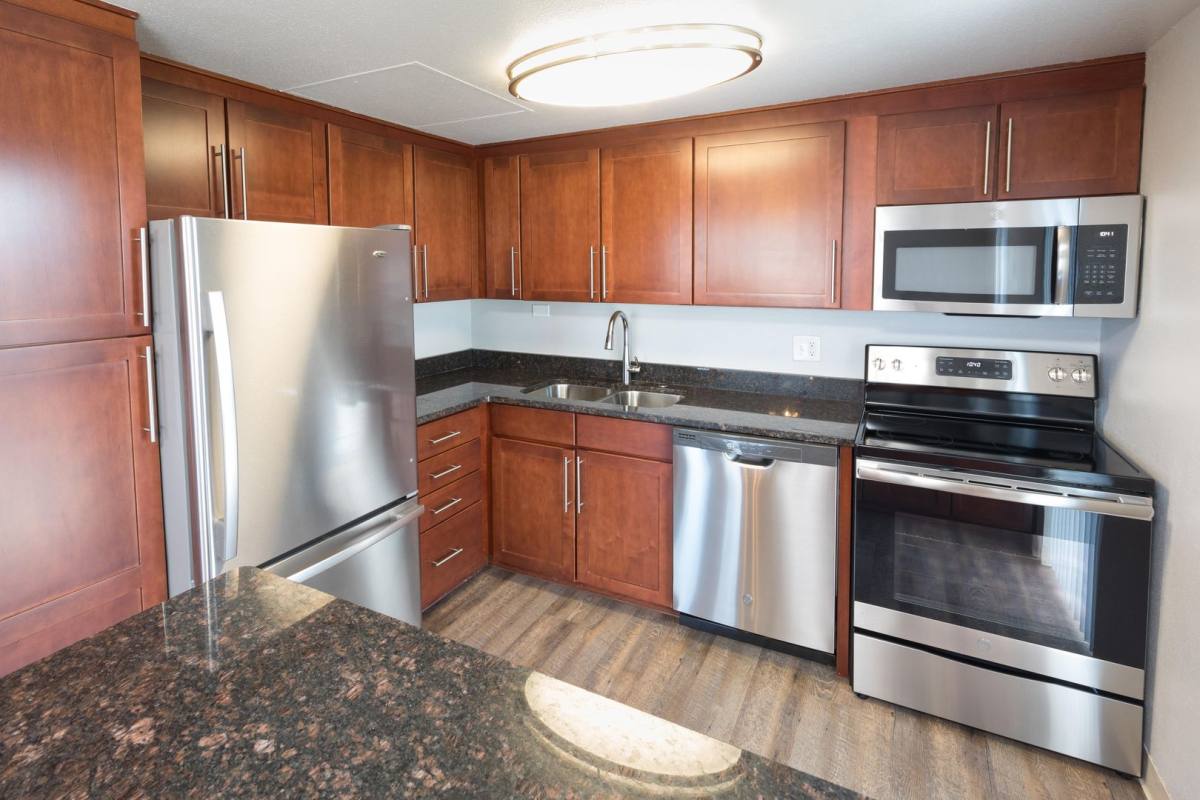 Apartment for rent at 818 N Logan St, Denver, CO 80203