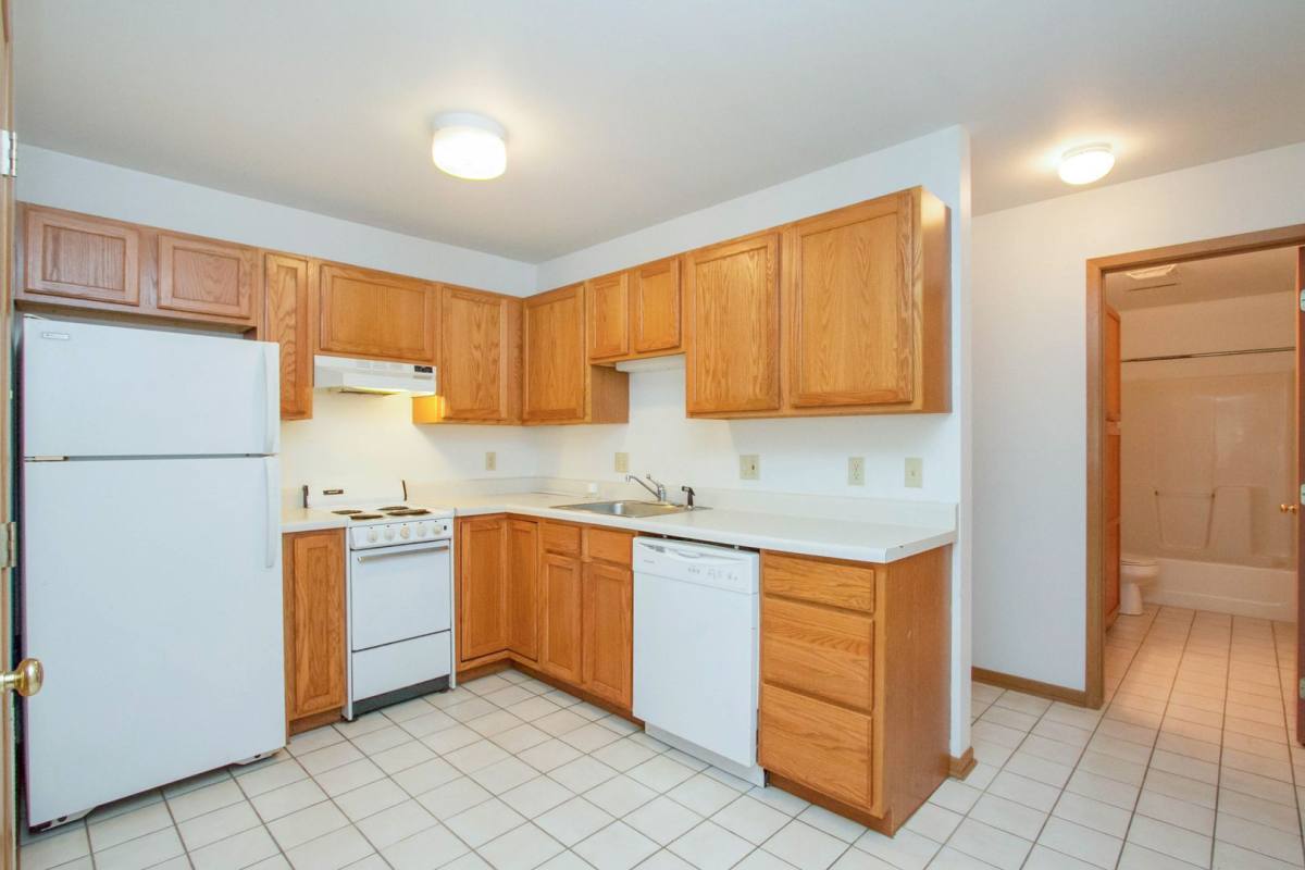 Apartment for rent at 1007 Lincoln Way, Ames, IA 50010