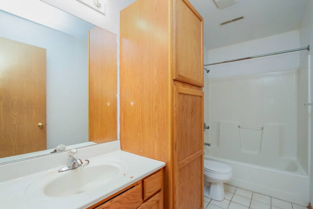 Apartment for rent at 1007 Lincoln Way, Ames, IA 50010