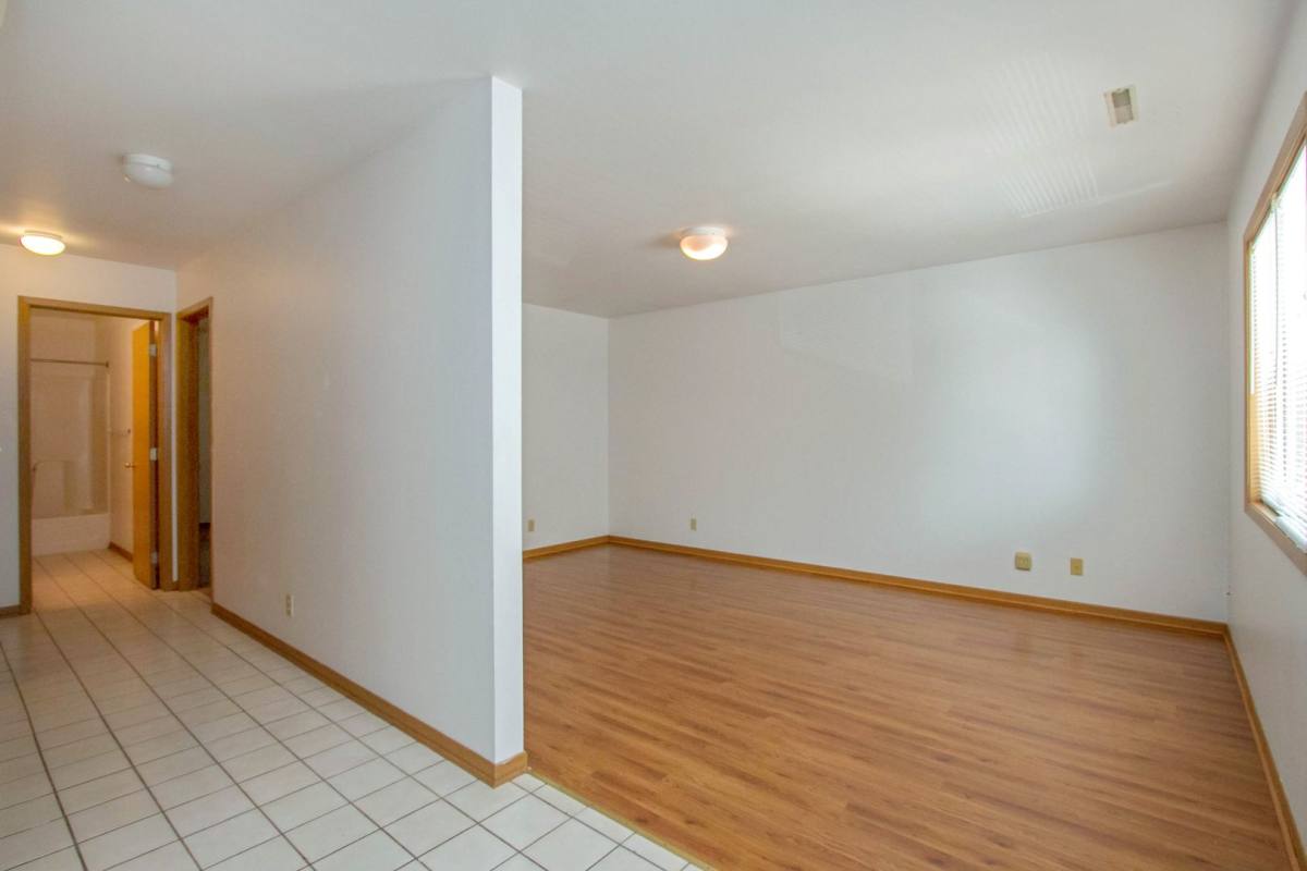 Apartment for rent at 1007 Lincoln Way, Ames, IA 50010