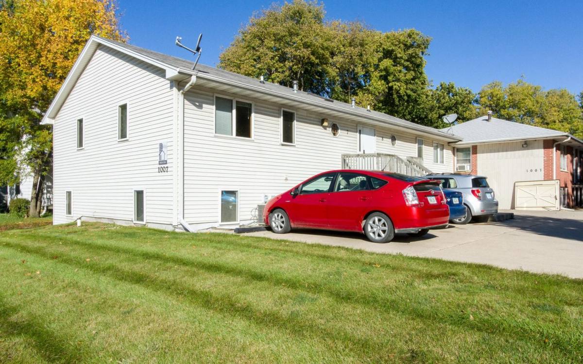 Apartment for rent at 1007 Lincoln Way, Ames, IA 50010
