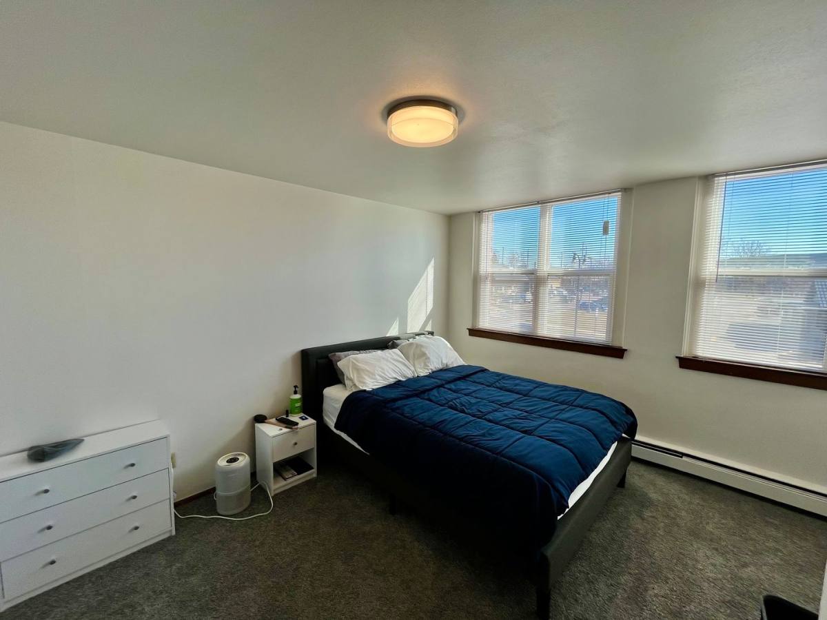 Apartment for rent at 1320 E Capitol Dr, Milwaukee, WI 53211
